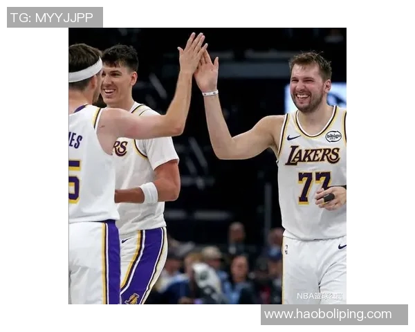 湖人詹姆斯39000分里程碑创历史!拉文交易传闻升温,东契奇三双率队五连胜|NBA最新动态
